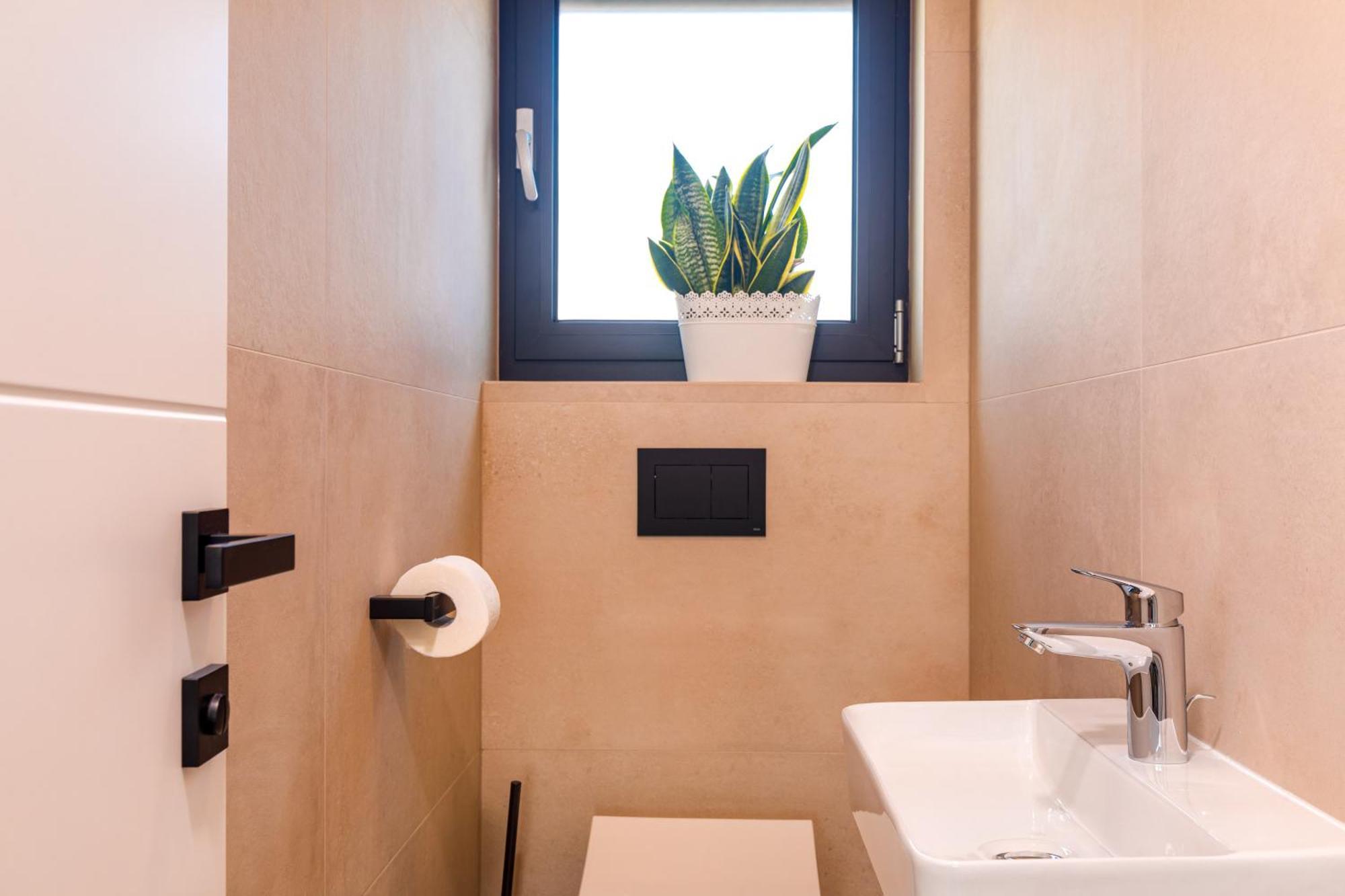 Luxury Lariv Apartment *