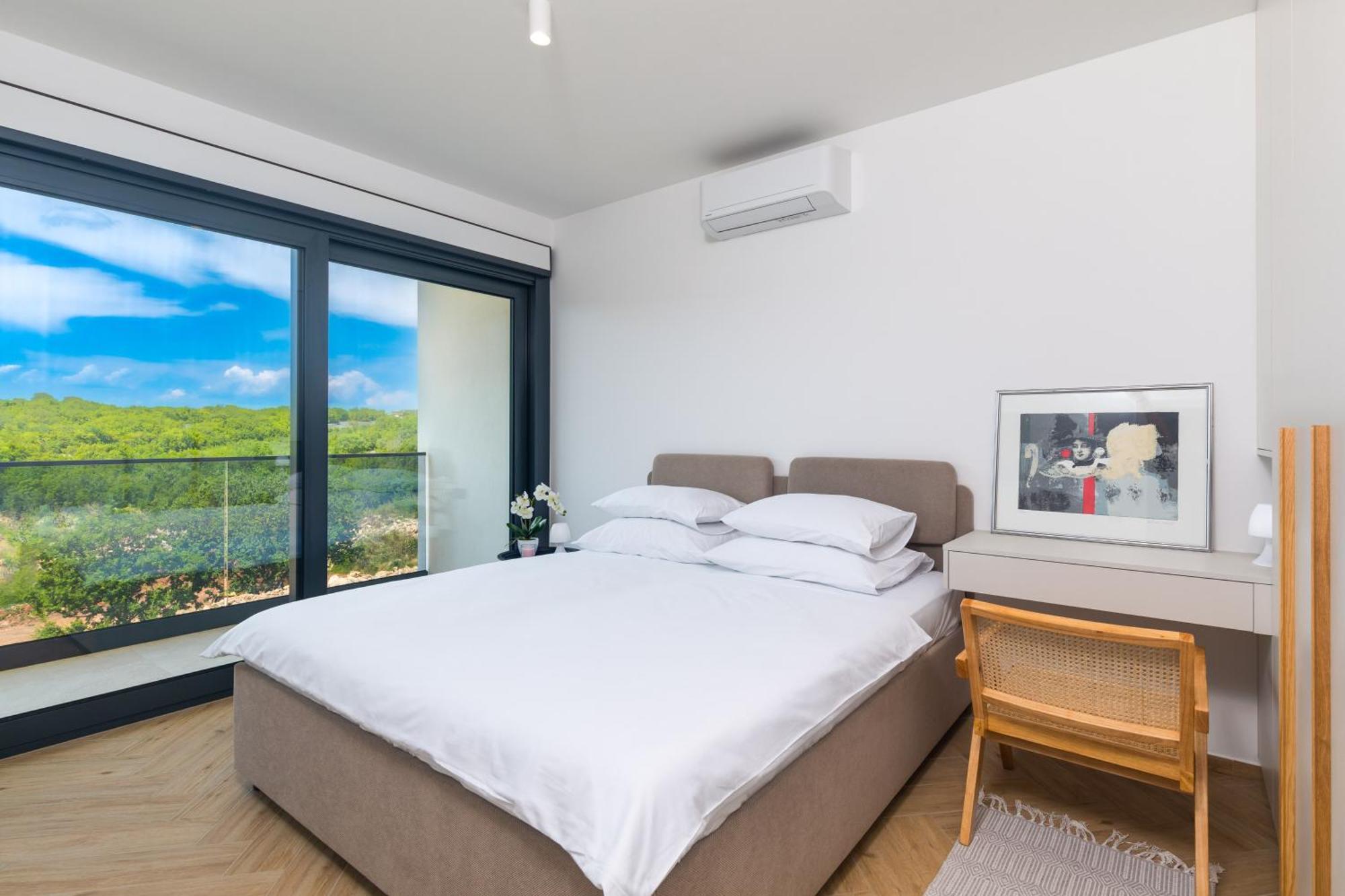 Luxury Lariv Apartment Krk Town